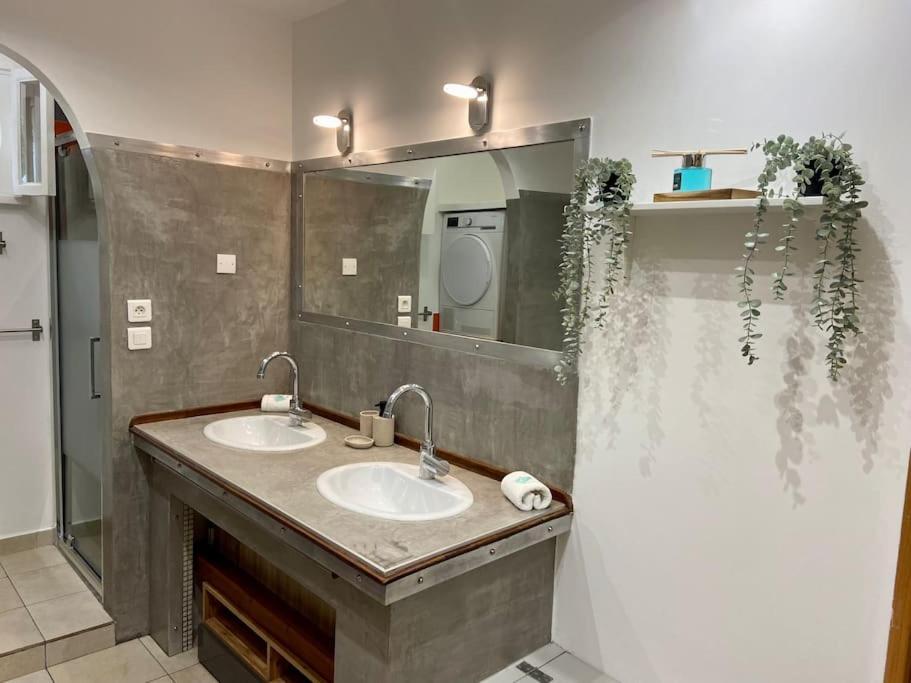 Superbe Logement Au Vallon Des Auffes Marseille Ngoại thất bức ảnh